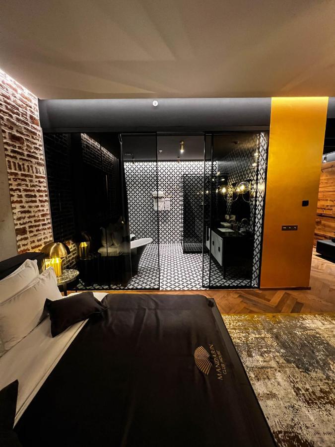 Отель Mandarin Club House Батуми Экстерьер фото