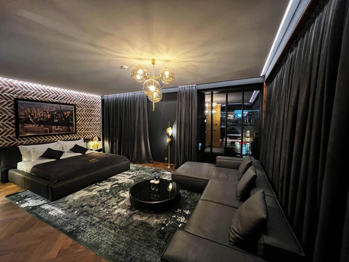 Отель Mandarin Club House Батуми Экстерьер фото