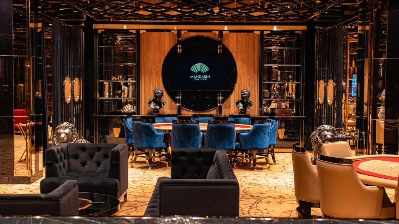 Отель Mandarin Club House Батуми Экстерьер фото